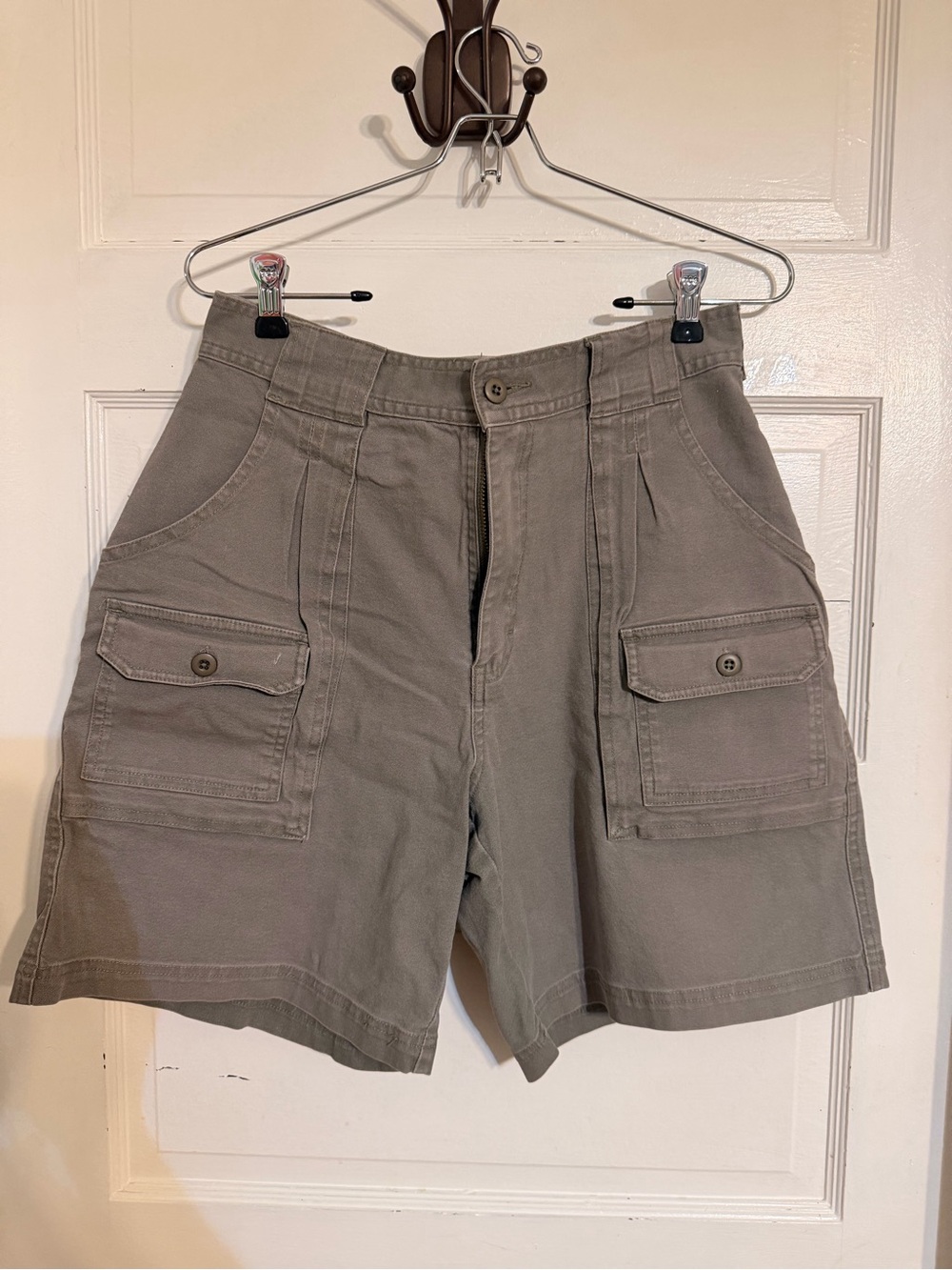 Cabela's GreyCargo Shorts for Women